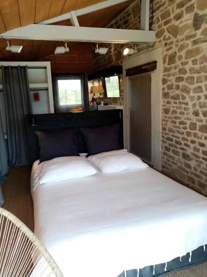 Hotel Galerie, Tumulus De La Hogue Fontenay-le-Marmion Exterior foto