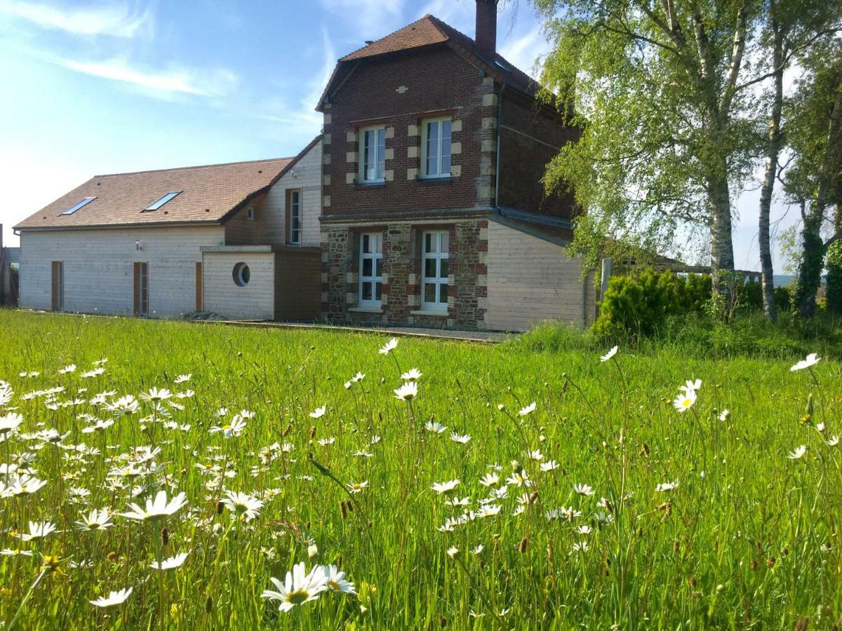 Hotel Galerie, Tumulus De La Hogue Fontenay-le-Marmion Exterior foto